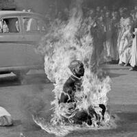 Self-immolation_of_Thich_Quang_Duc.jpg